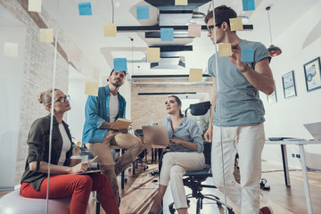 三个“土土土”这个字广州话怎样念？