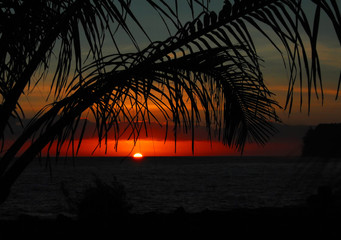 三个“土土土”这个字广州话怎样念？